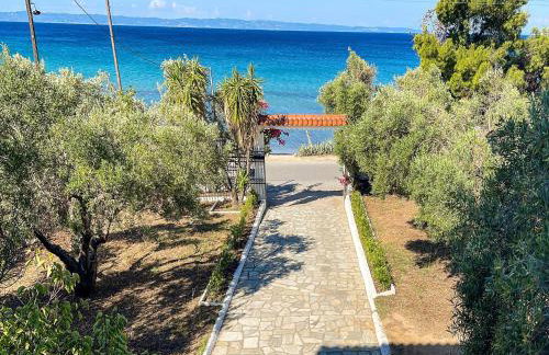 Luxury Apartment in Akti Elias Sithonia - Photo 2