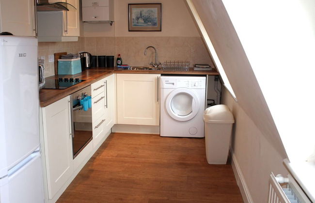 Cotswolds Valleys Accommodation - Exclusive use character one bedroom family holiday apartment - Foto 5