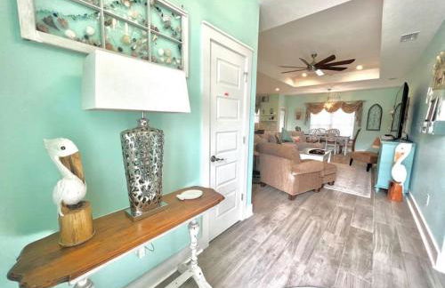 2 Fins Up, Beach Home, Private Pool , Golf Cart, 6 beds - Foto 33