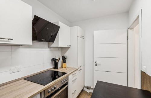 Skyview Apartment mit Balkon & Parkplatz - Foto 8