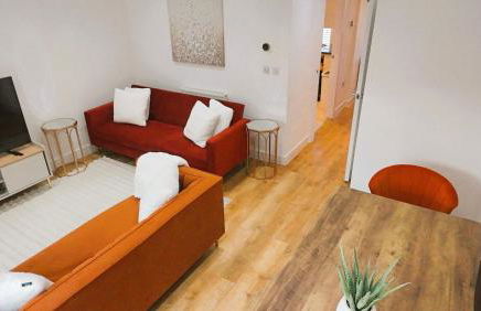 Kings Reach Slough nr Legoland and Ascot Stylish Homely House Sleeps Eight - Foto 3