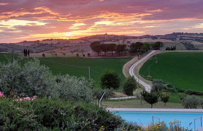 Family Villa, Pool and Country Side Views, Italy - Foto 20