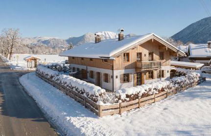 Chalet Kreuth I - Private Alpine Cahlet next to Tegernsee for Family & Friends - including Sauna & free parking - Foto 2