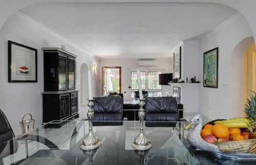 Andalusian Villa near the beach with Private Pool and BBQ - Photo 27