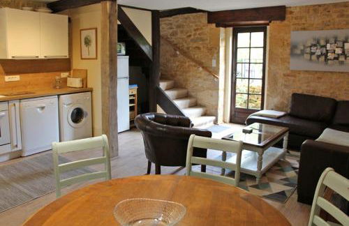 La Vieille Ferme: superbe complexe de 3 gîtes en pierre avec Piscine au coeur du Périgord Noir - Foto 33