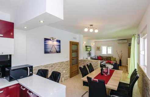 Three-Bedroom Holiday Home In Ston - Foto 21