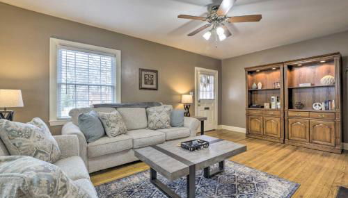 Chic and Cozy Greensboro Home, 2 Mi to Dtwn! - Foto 4