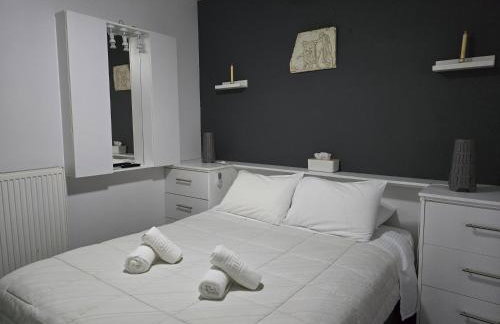 CAVE one bedroom apartment - Photo 11