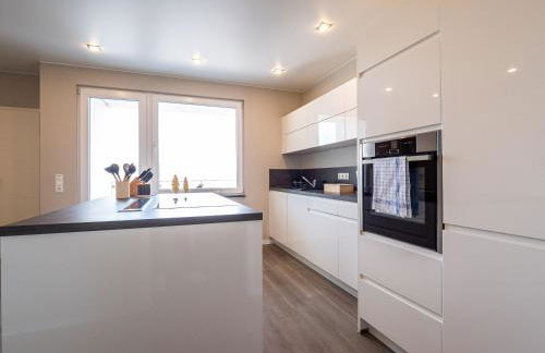 Design Apartment zentral für 6 in Andernach: Ausblick, WiFi, Küche - Photo 19