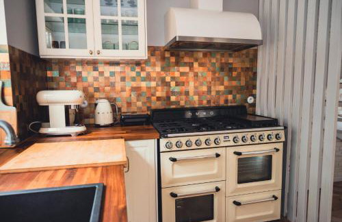 Przystanek Jeziorna 49 - Foto 34