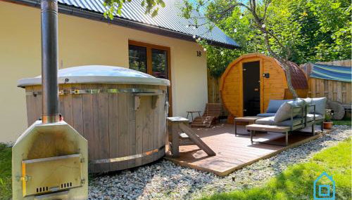 NaWypasie Apartment with Sauna Beautiful Garden SUP Board and Just 30 Minutes from Gdańsk and Gdynia - Foto 2