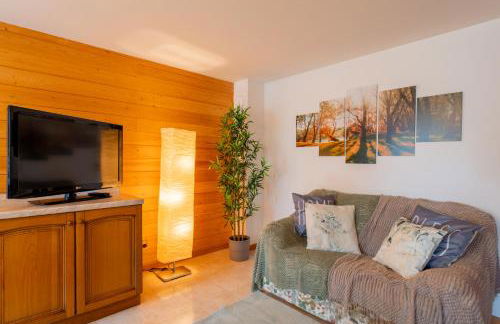 Lhousing - Tricamere con due bagni in centro - Foto 8