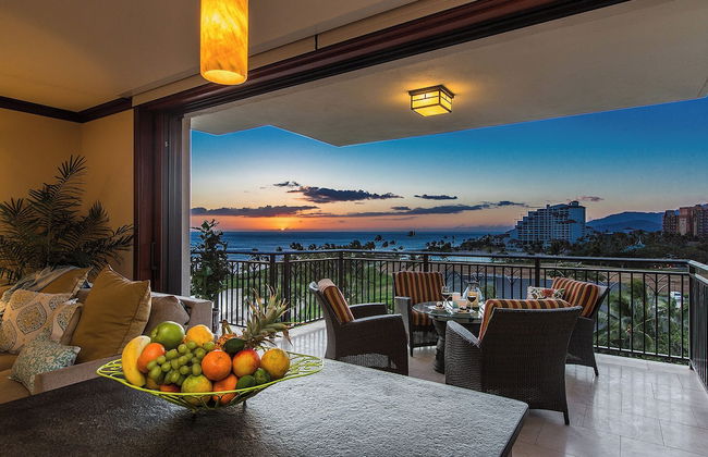 Hale Leilani Ko Olina Beachfront w/ Views! - Photo 25