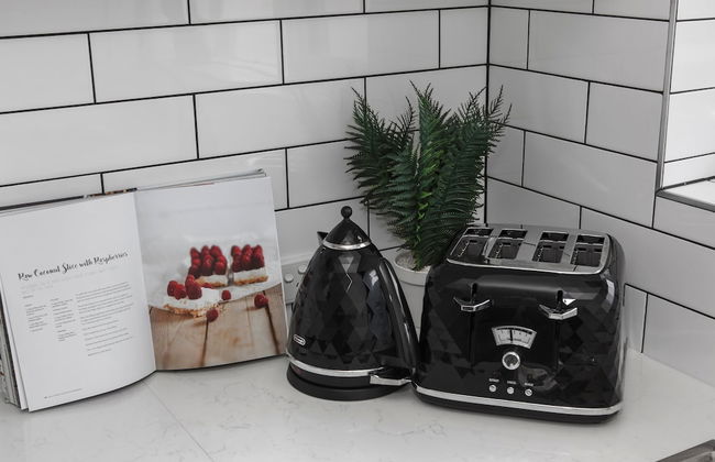 Heart of Ormond Apartment by Ready Set Host - Photo 15