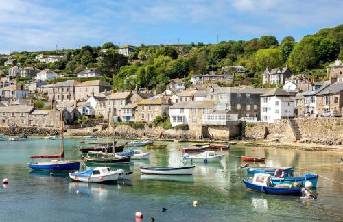 Abbey Cottage, Close to Mousehole Harbour - Photo 27