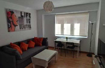 Apartamento en zona céntrica y tranquila. - Photo 1