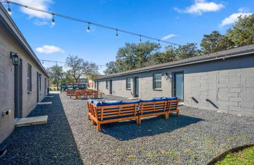 Cozy, Fully-Equipped Studio With Gated Parking! - Foto 9