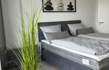 Fewo Schröder - Pier 5 - Strandkorb am Meer - seitlicher Meerblick - inklusiv Bettwäsche und Handtücher - Foto 1