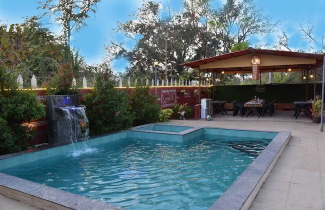 Seasons The Resort - Photo 9