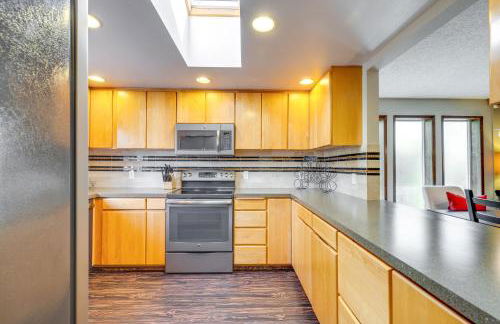 Pet-Friendly Ocean Park Rental with Outdoor Fire Pit - Foto 9