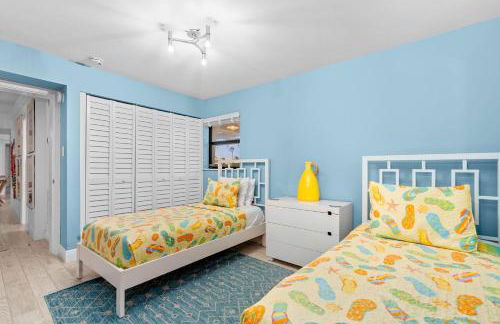 Deep Blue Waterfront Gem Pool Kayaks Dock - Foto 18