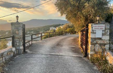 Iris Sea View Villa - Photo 6