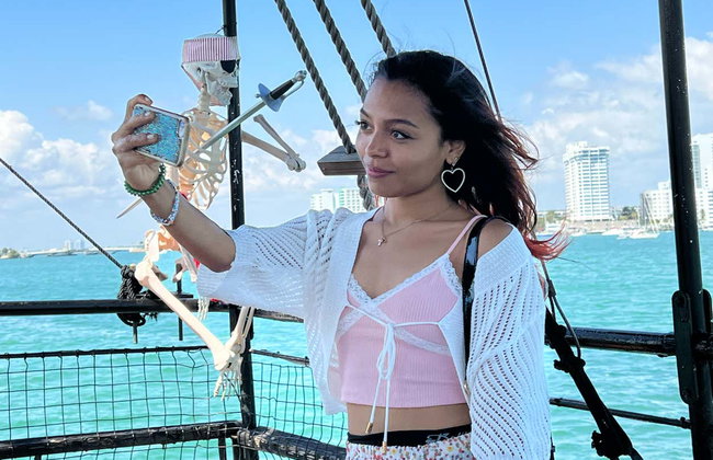 Miami Pirate Ship Celebrity Mansions Tour - Photo 4