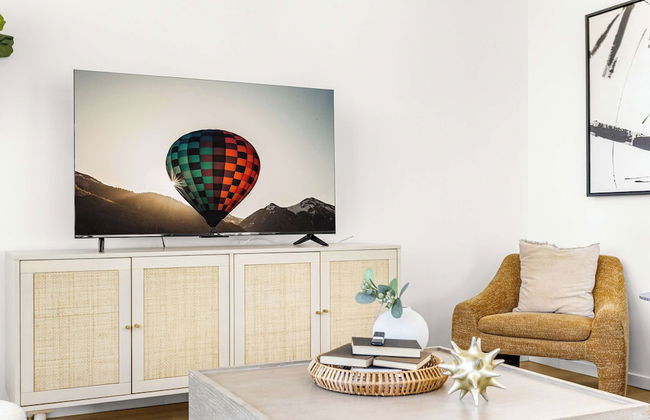 @marbella Lane - Chic 2BR Penthouse w/ Ocean Views - Foto 70