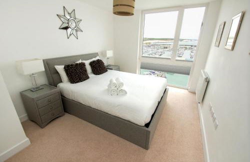 Orion Marina Sea View - Parking - by Brighton Holiday Lets - Foto 6