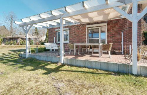 Idyllic Lakeside Cottage - Foto 20