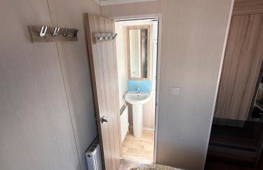 3-Bedroom Swift Caravan - Located in Uddingston, Glasgow at Maryville Caravan Site - Photo 5