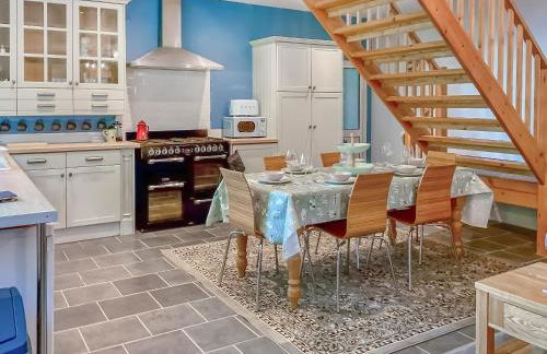 Court Place - Photo 4