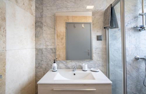 Madeirense Villa in Santa Cruz - Foto 17