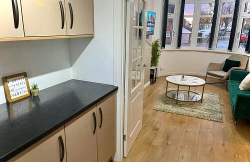 Stunning 3 Bedroom House Near Birmingham Airport and NEC - Foto 16