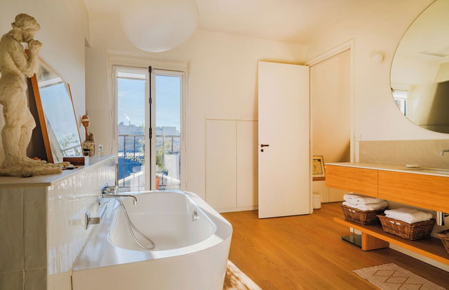 Paris St Germain Loft Residence - Photo 33