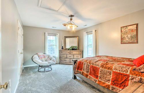 Charles Town Home with Private Pool and Hot Tub - Foto 30