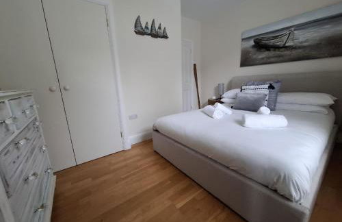 Jarrahdale Beach House - Stunning Luxurious Pad by the Beach - Pass the Keys - Foto 38