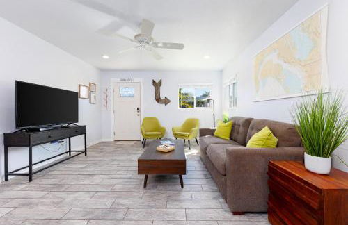 Pet Friendly Beach Bungalow, Close to Beach - Foto 5