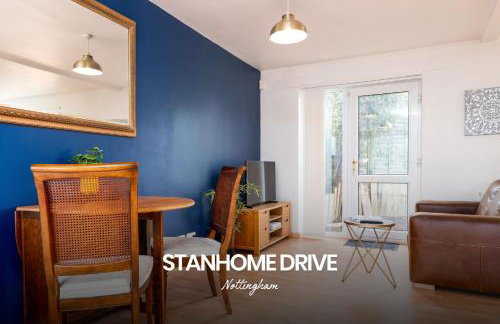 Bright and Warm 1-bed Annexe in West Bridgford, Nottingham by Renzo, Free Driveway Parking! - Foto 1