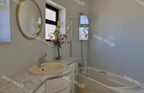 Villa Lilac - walking distance to beach - Foto 33