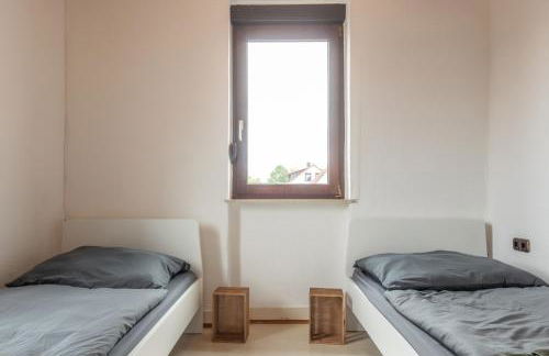 Monteurapartment I 12 Betten I Küche I Waschmaschine I Balkon I Nieder-Klingen - Foto 6