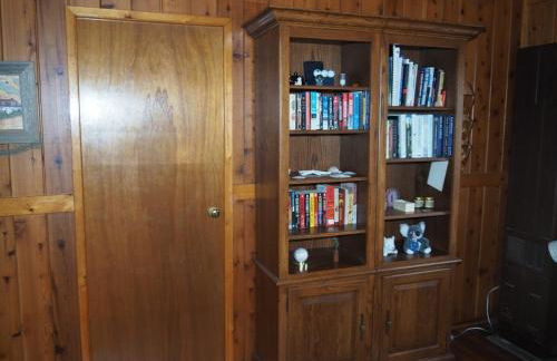 The Crystalaire Cabin - Charming and Relaxing! - Photo 15