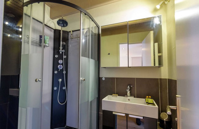 Peaceful Holiday Home in Plouguin With Indoor Pool - Foto 106