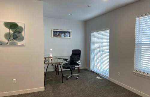 Modern Town House, 3-Bedrooms Home private parking - Foto 10