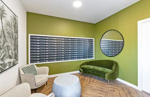 #94 Lux Crosby Gardens Apartment - 10 mins to Crosby Beach - Sleeps 4 - " Perfect for Business travelers and Small Families - Free Parking" - Foto 15