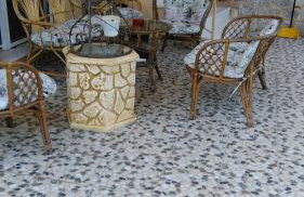 Royal's Studios - Photo 31