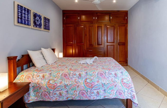 2-Bedroom Ocean-View Condo with Pool - Foto 4