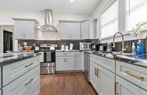 Modern Escape in Historic District - Foto 8