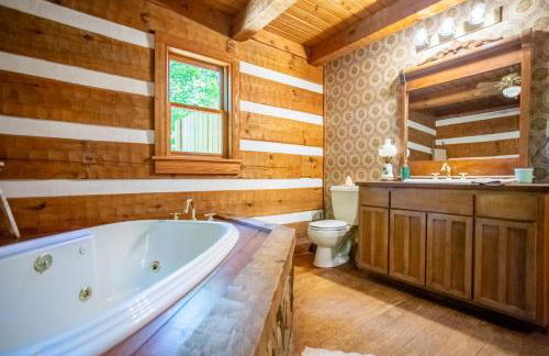 Private Riverfront Cabin, Kayaks, Ping Pong, Gym - Foto 27