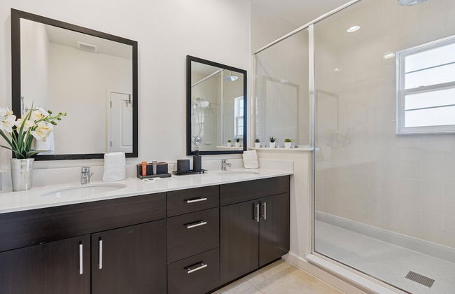 Private Hot Tub 3-bedroom 8 Miles From Disney - Photo 47